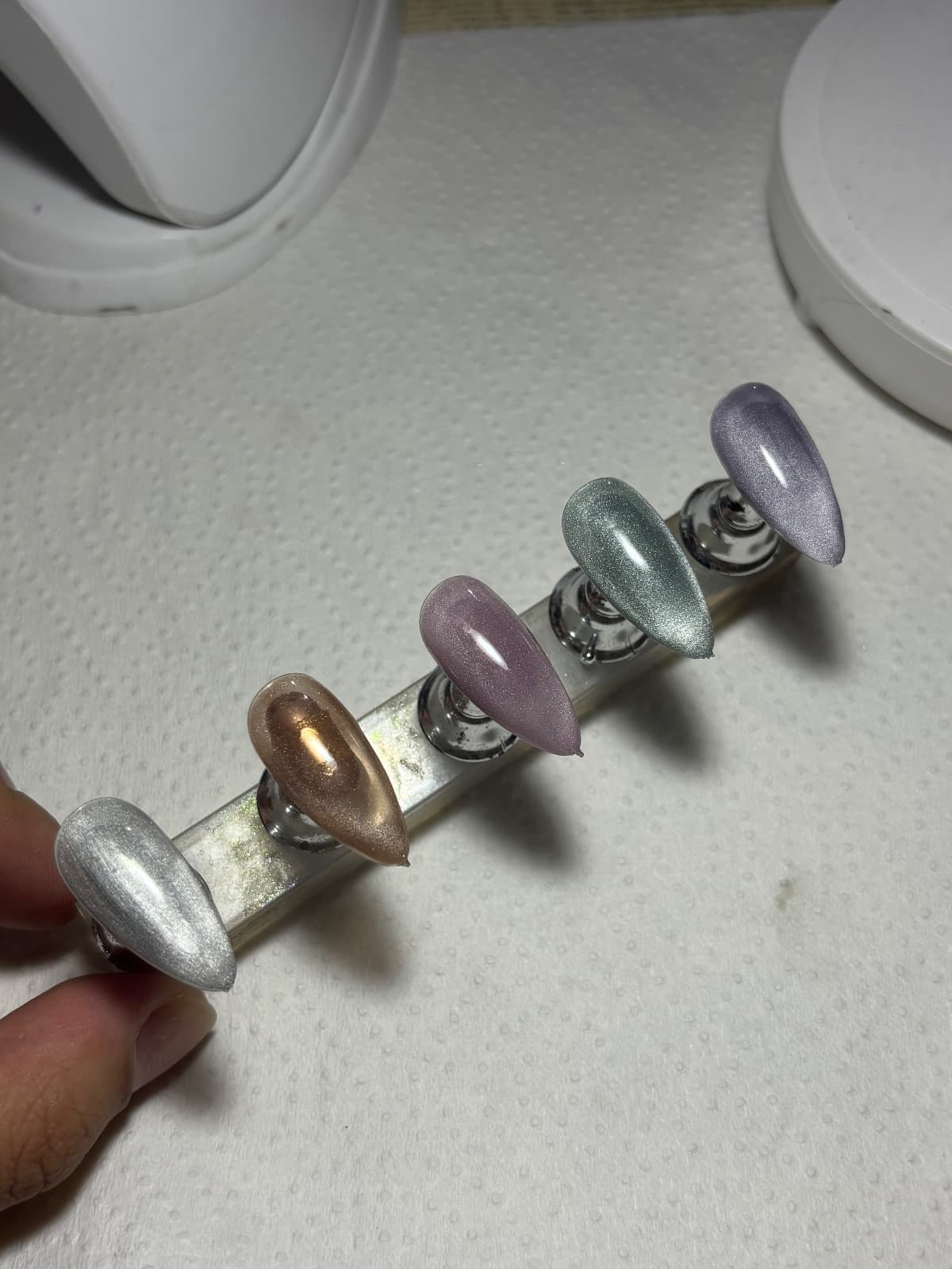 Silky Cateye Nails
